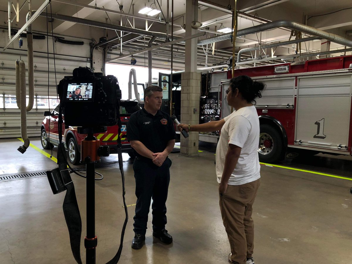 Hoy en ambos noticiero le tendremos consejos por parte del departamento de bomberos de Oklahoma City en relación al tiempo severo.

#Telemundo #Oklahoma #okc #T30 #TelemundoOklahoma