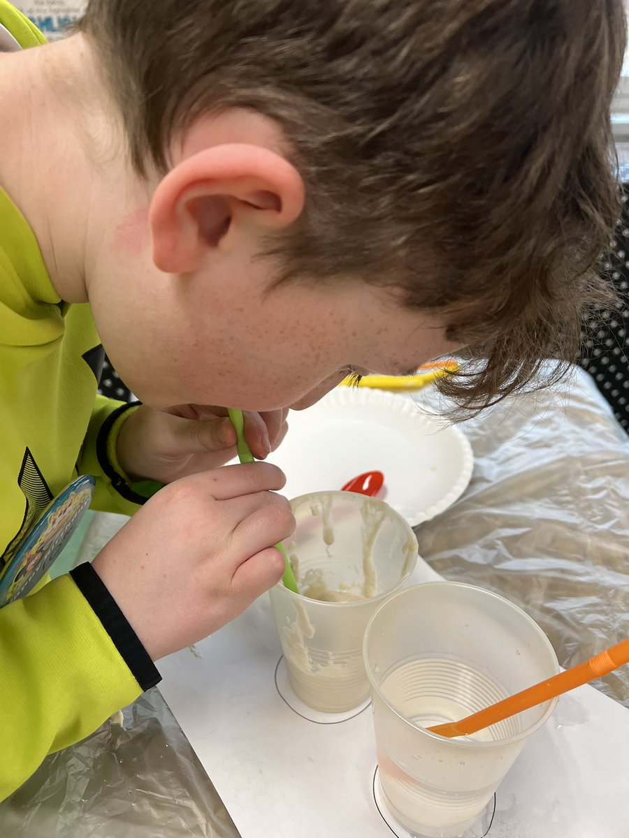 HeatherSchnaars's tweet photo. The fourth graders @ApshawaSchool investigated how the differences in lava types explain differences in the shape and eruption patterns among volcanoes. https://t.co/7DhXN1vWm0