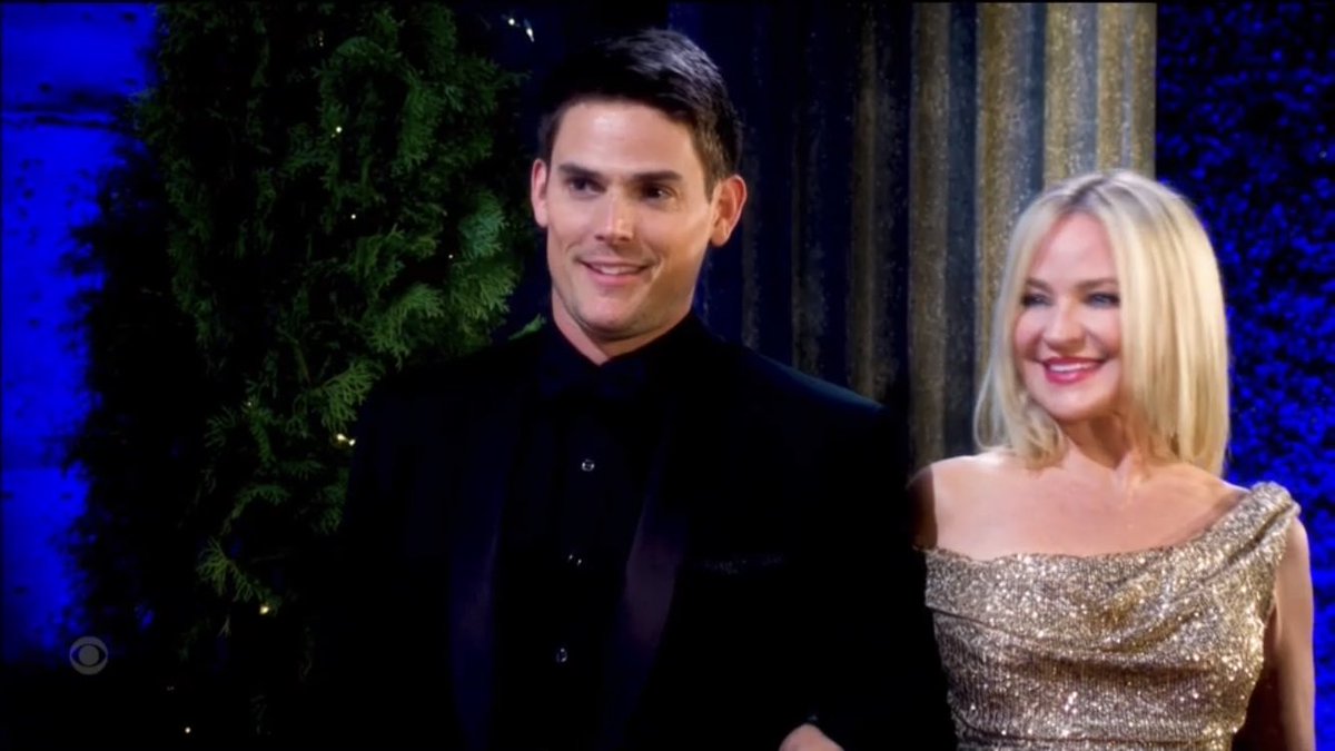 Sharon and Adam entrance was perfection! They still got it!🔥 
#Shadam #YR
