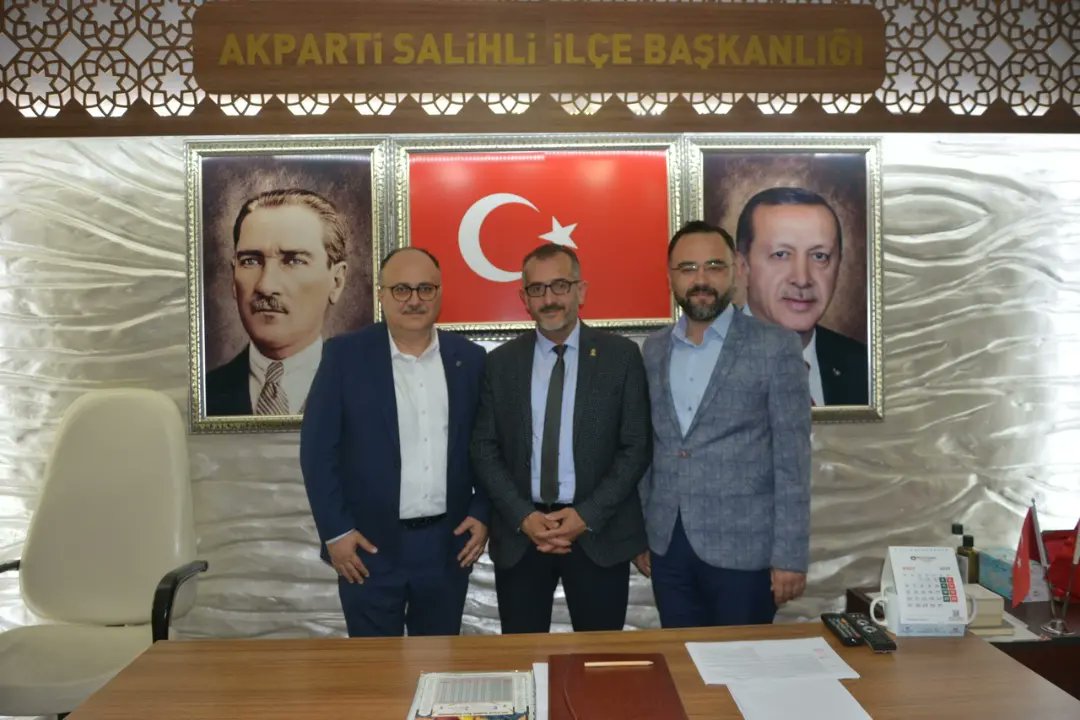 AK Parti Salihli İlçe Teşkilatımızın düzenlemiş olduğu, Milletvekili Aday Adayı tanıtım programına katıldık. Salihli İlçe Başkanımız Selçuk Dinç ve yönetimiyle görüştük. Organize ettikleri bu güzel gece için ve bizleri güzel ağırladıkları için çok teşekkür ederim
#AkParti
#Manisa
