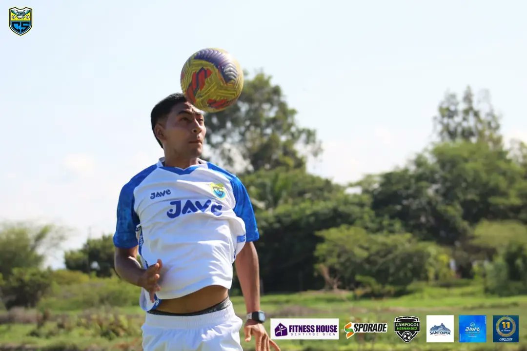 CARLOS STEIN GANÓ SU PRIMER AMISTOSO
Nuestro equipo con miras al inicio de la Liga 2, jugó el primer partido amistoso de la temporada y en un duelo de 30 minutos cada tiempo venció 3 a 0 al conjunto de Manuel Gonzales Prada de Ferreñafe.