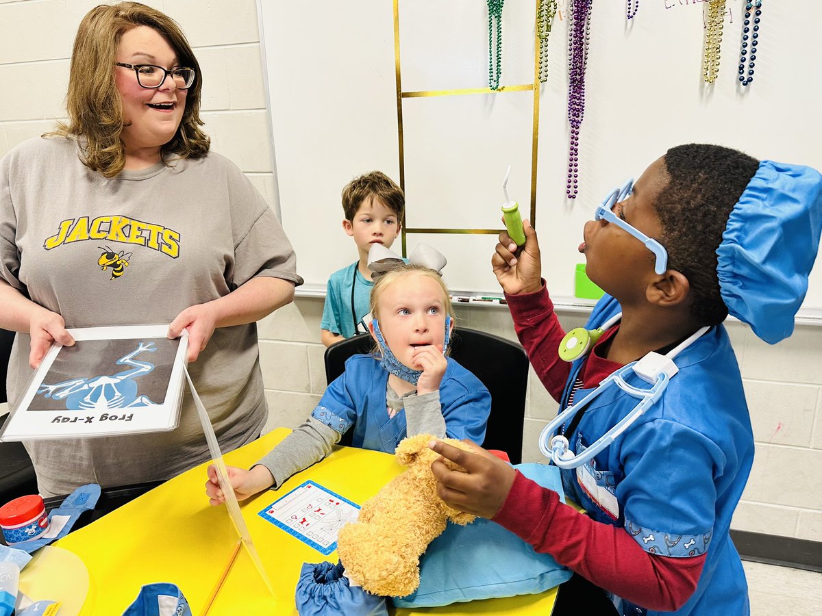 Our Jacket Thrive Intersession Vet Camp brought some special furry classmates! Students had the opportunity to pet and care for chicks, rabbits and a very friendly lamb. They also set up their veterinary clinics to care for class stuffed animals! #ExpectExcellence