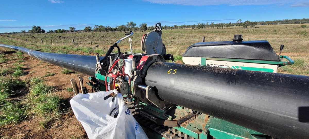 450mm pipe still being welded and going in the ground. Some interested spectators this week.