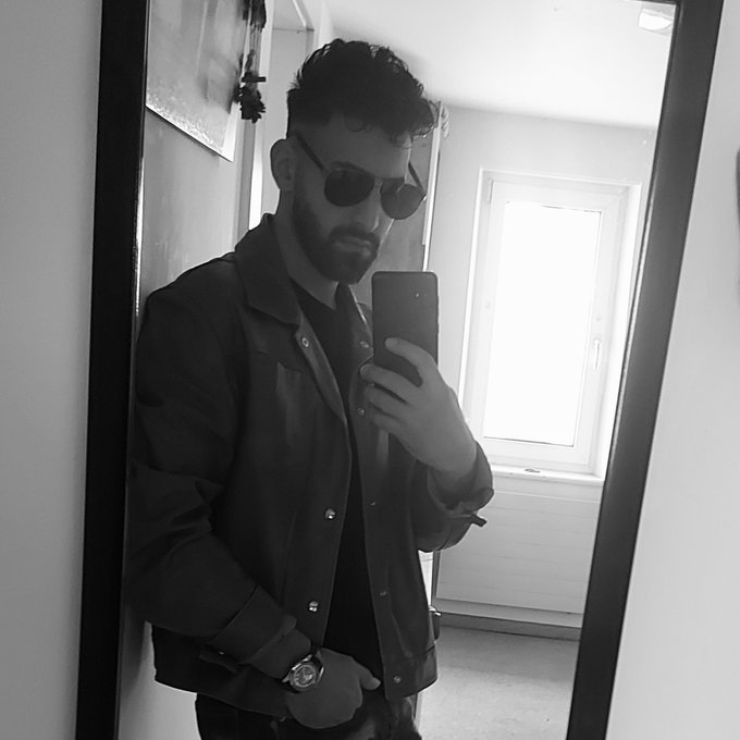 #NewProfilePic https://t.co/wmitm3YkfZ<a href="/tag/newprofilepic"class="tags">#NewProfilePic</a>