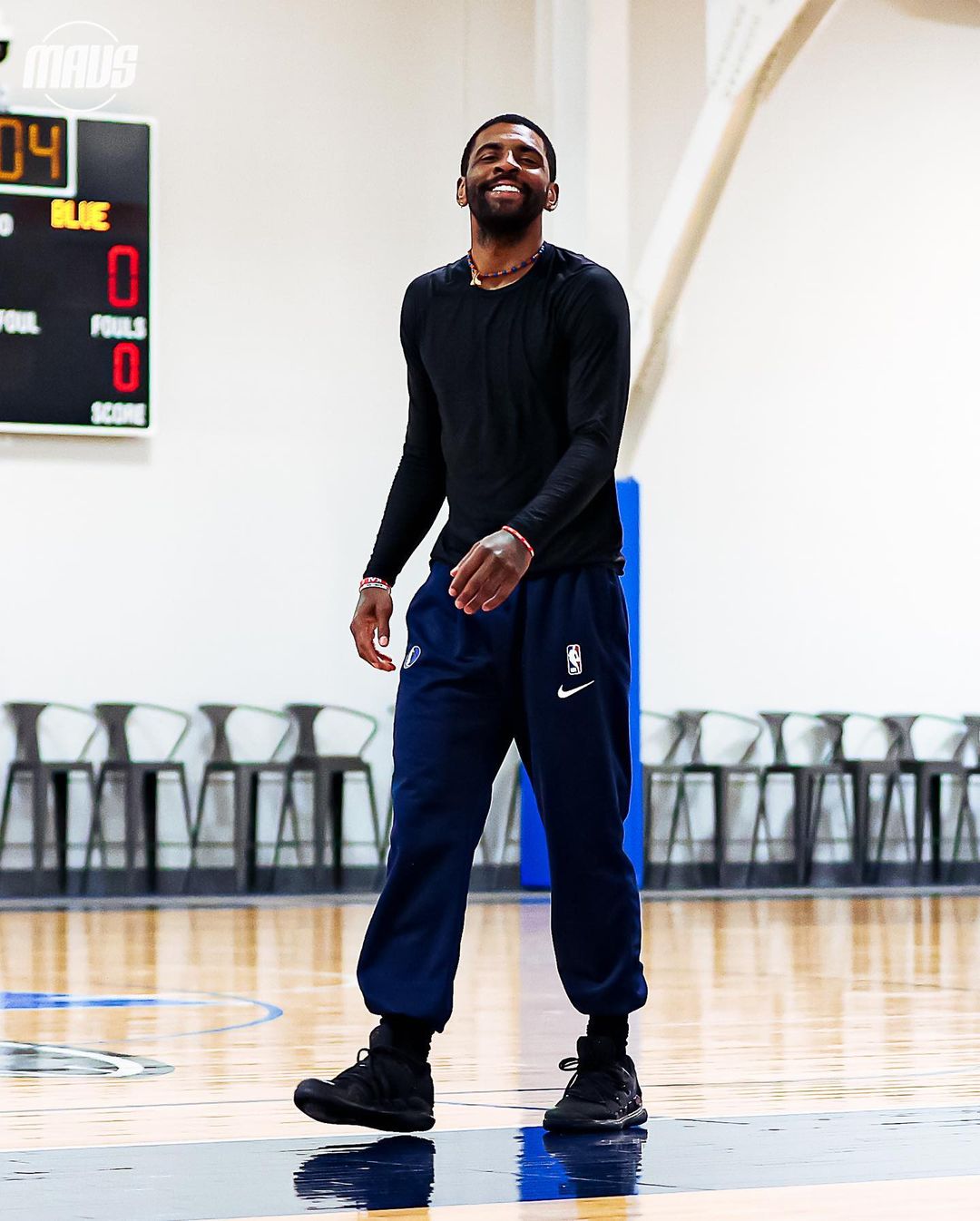 Happy Birthday to Kyrie Irving   Big inspiration to me  