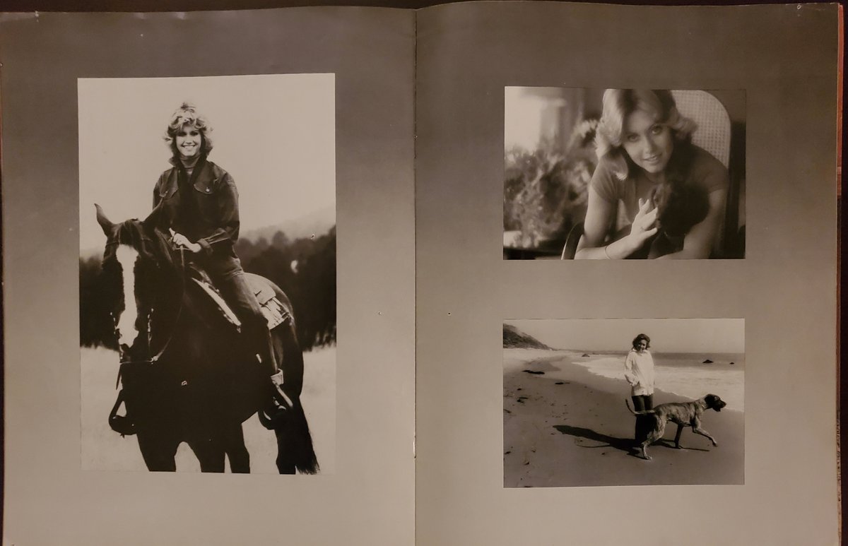 AllYearsCombine's tweet photo. OLIVIA NEWTON-JOHN 1976 Tour Program #OliviaNewtonJohn #Tourprograms #Music #Alltheyearscombine https://t.co/Oemxn7v6QU