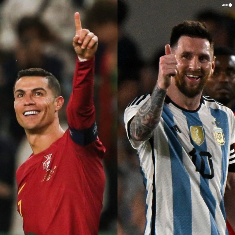 ➤ Hoy los dos jugaron.
➤ Hoy los dos marcaron de tiro libre.
➤ Hoy los dos rompieron récords.
➤ Hoy los dos ganaron con su selección nacional.

GRACIAS POR TANTO FÚTBOL, MONSTRUOS.