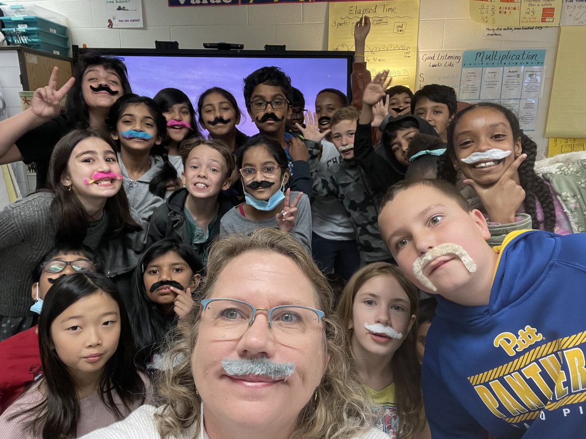 Alisa Kinney tweet media