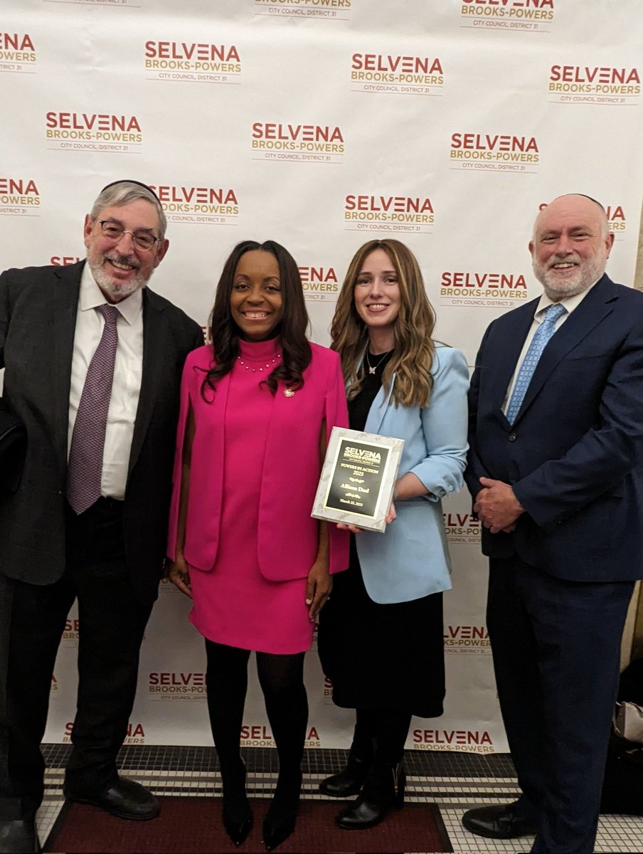Dealallison's tweet photo. Thank you @Powers4Queens for the Power in Action award tonight. 
Wishing you a very happy birthday with continued success! 🎉 https://t.co/jMGNIY1KAM
