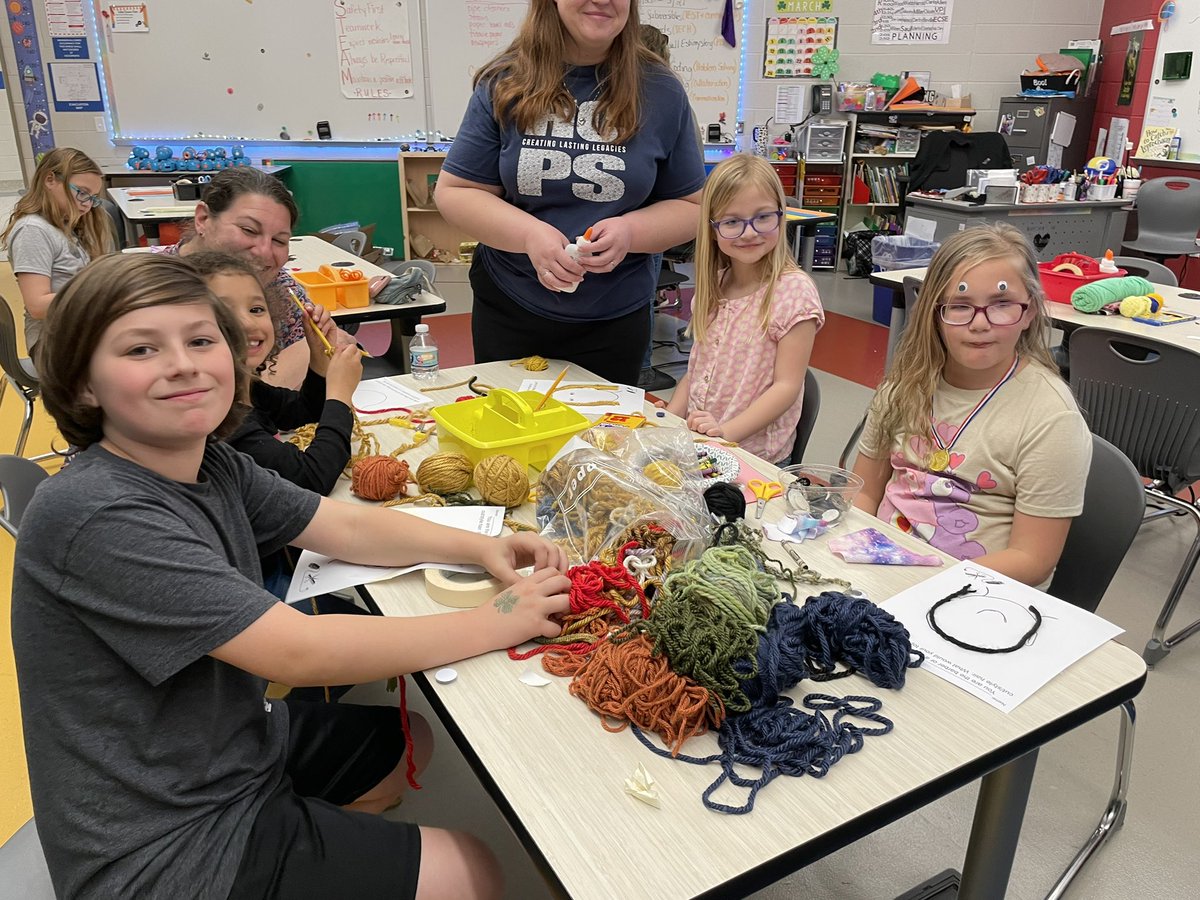 Debbie Davis tweet media