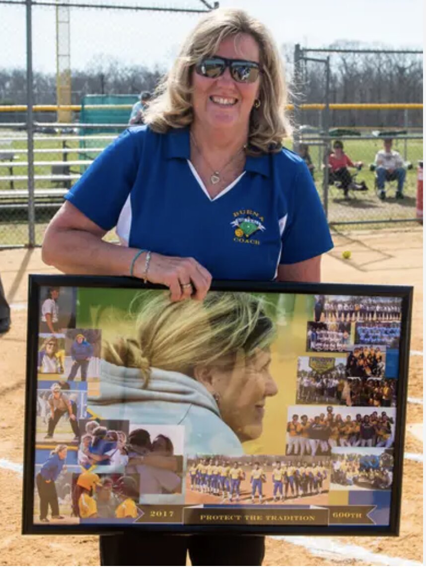 MonroeTwpLL's tweet photo. Great news!

We're partnership w/renowned Softball pitching coach Pam Pickett to give lessons to our League.

March 28 will be her first lesson for ages 8+ from 6-7 p.m. at Church St. 

Rookies/Minors (6-6:30); Majors/Srs. (6:30-7).

No charge! 

Bring: glove, cleats, sweats. https://t.co/Fus9ZaKSRT