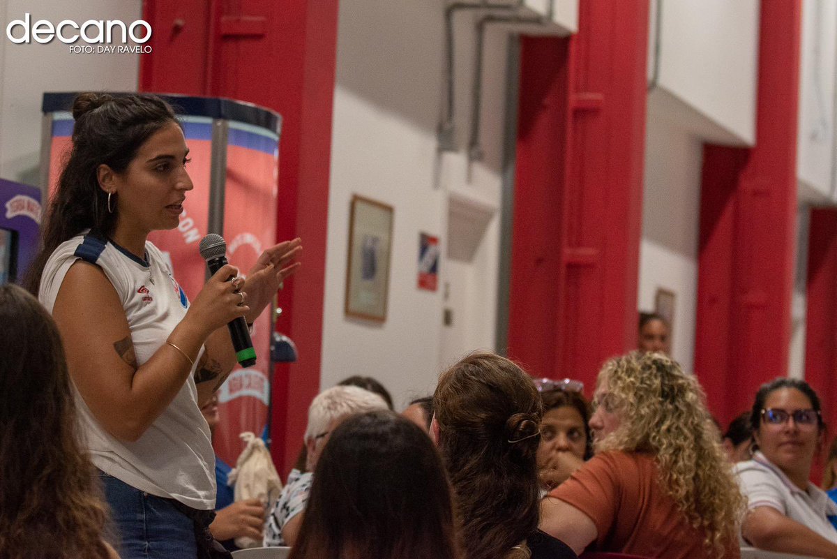 decanocom's tweet photo. En el mes de la mujer, se desarrolló el primer encuentro de socias de la institución más grande del país

Nacional Nacional 🇳🇱 https://t.co/CZEd7Wf70M