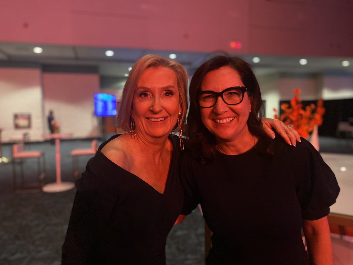 anabailaoTO's tweet photo. Thank you to @TorontoRBOT for welcoming leaders across our city to your 133rd Annual Gala. Your leadership supporting our vibrant business community was as clear tonight as it was through the pandemic and will be for our city’s recovery. #AboveTheRadar https://t.co/u83RIngqQx