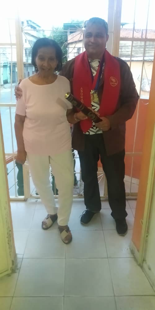 FSMC477's tweet photo. SALUDOS  todos, he decidido publicar este triunfo en homenaje a mi padre ANTONIO DOMINGO FRANCO NIEVES por sus lucha revolucionaria, para mí hoy es misión cumplida y que dios lo tenga en la gloria, SIEMPRE EN VICTORIA, AMEN Gracias A DIOS Y  NUESTRO SEÑOR JESUS CRISTO. https://t.co/8IZguly7po
