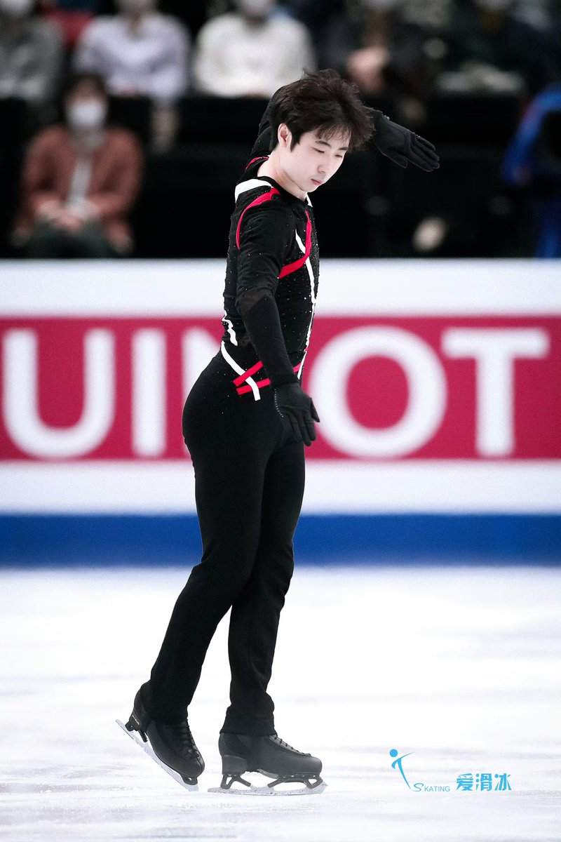 iskating_pt's tweet photo. Boyang Jin（CHN): I regretted popping the 4Lz, but made a lot of progress in the other elements since 4CC, as well as in speed and performance. This year, I am getting back into form and competing is a part of that. I want to always try my best and challenge myself. #WorldFigure https://t.co/51NYf84x8d