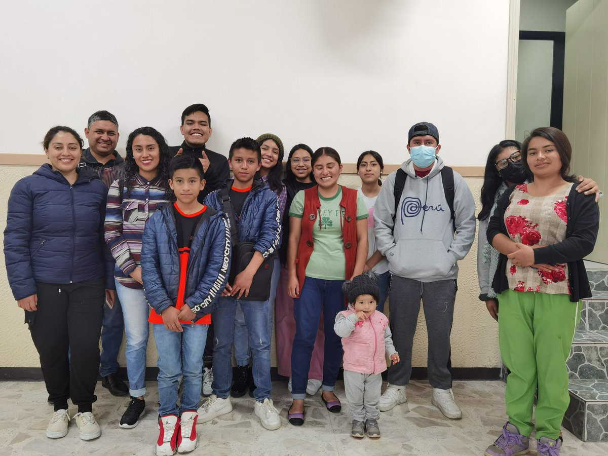 carlinhosdiaz6's tweet photo. FJU CHALCO presentes en el  servicio de las 7pm  y corriendo para ver #JesusEnUNIFE39
@SaylVergara @adri_nolasco3 @sandypalas @Vane_MT7 @JuanAy4l4 @karina_akari @Kate_GarciaC https://t.co/Z6frCicHnR