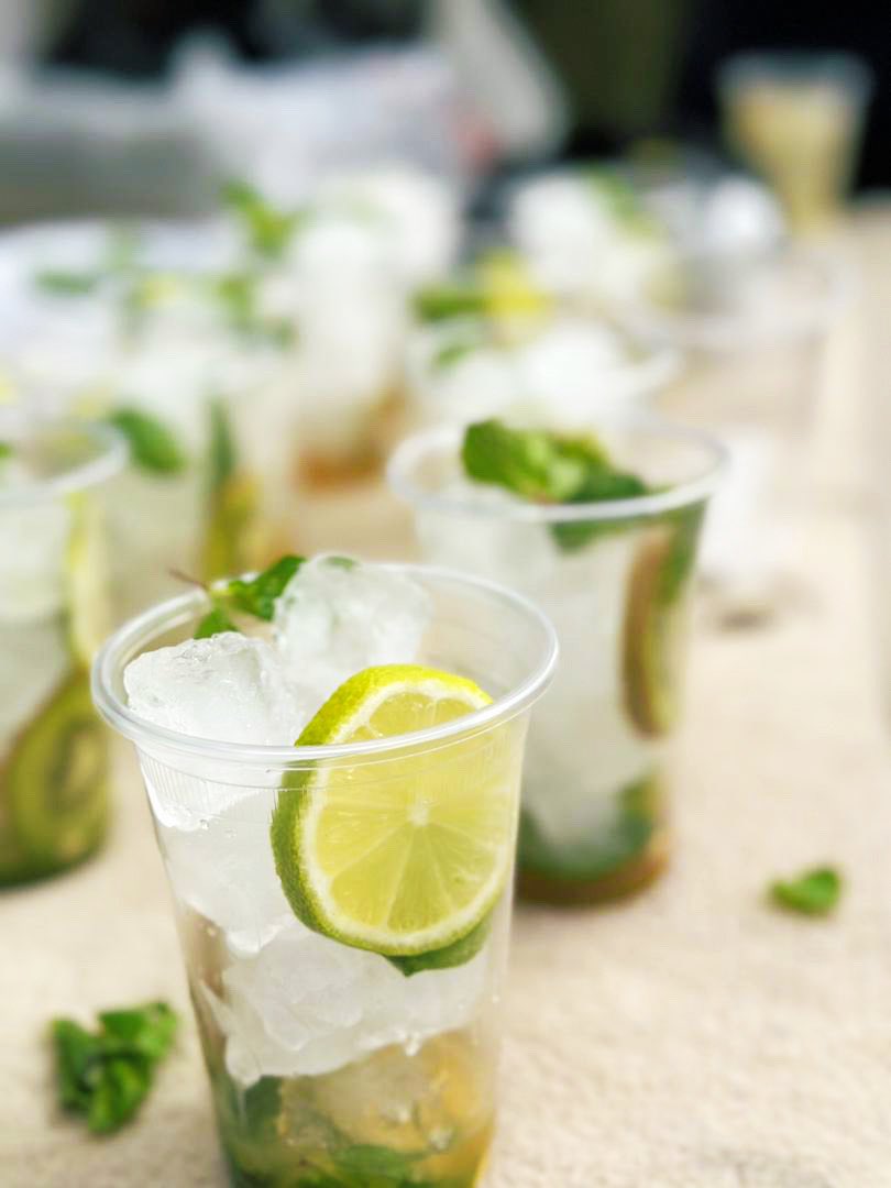 Hamady07441084's tweet photo. الرايق🧊🍸 https://t.co/rdc7K6AH7R