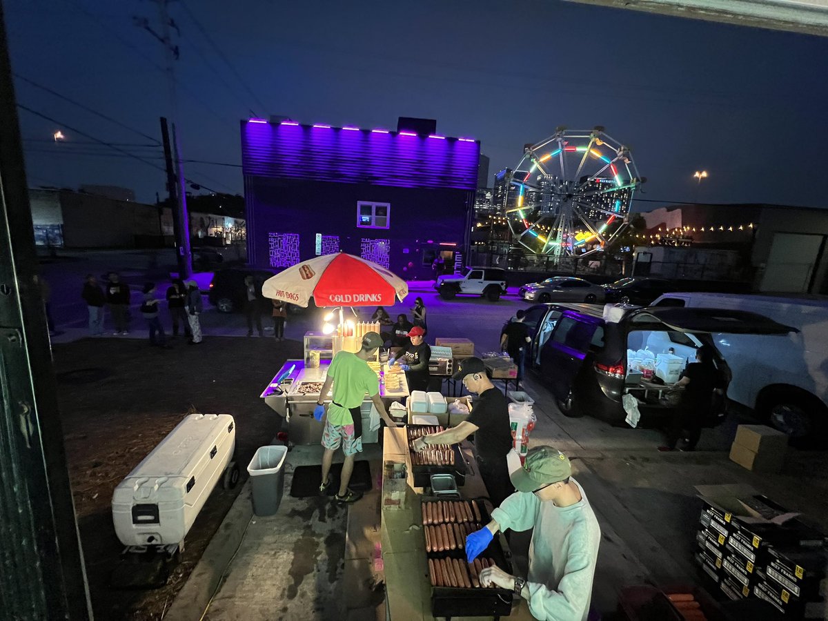 8th Wonder Distillery tweet media