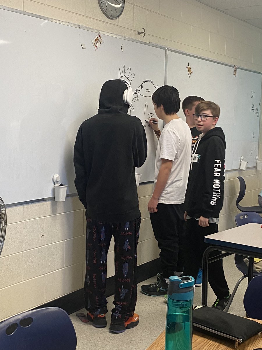 jwg_RETSD's tweet photo. While some of our Grade 8 students were out enjoying their day at the Human Rights Museum, the rest of the Grade 8 students were actively engaged in Making Stop Motion. #highlyengaged #creativeminds https://t.co/cP66DCIkkI
