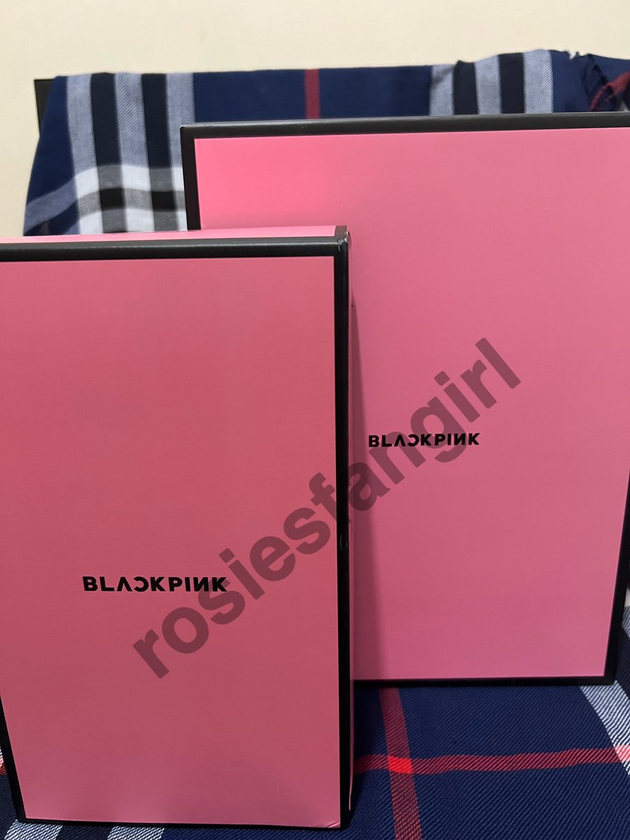 WTS/LFB

BLACKPINK LIGHT STICK V2
BLACKPINK CLEAR BAG

₱4,800 Selling as set

Preferably within Metro Manila para lalamove shipping nalang.

Can only ship today.

RFS: Extra

#BORNPINKINMANILA_BULACAN