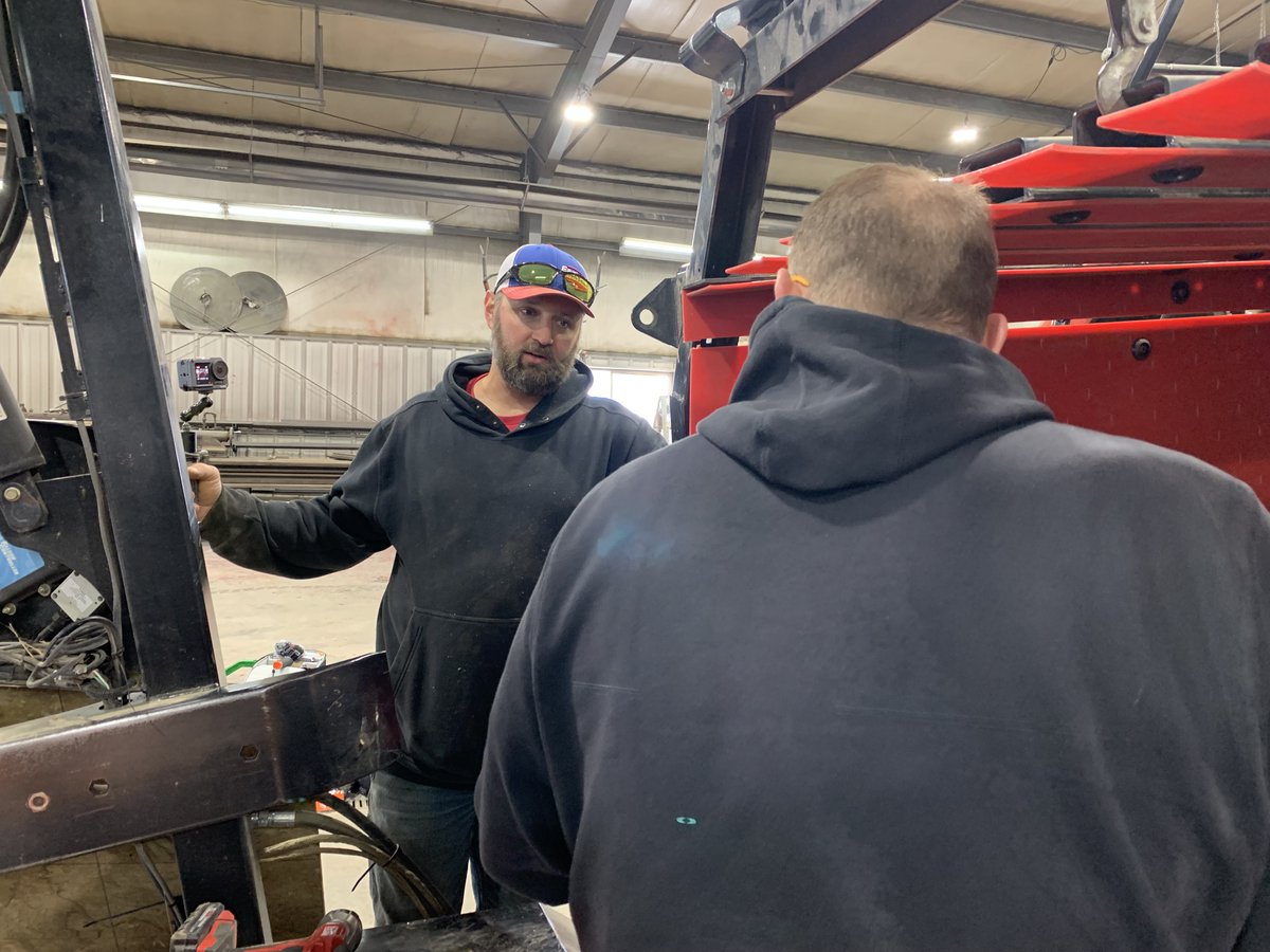 MayWesMfg's tweet photo. #ThrowbackThursday to installing a BaleSkiis Baler Liner with Tony Fast at @fast_ag_mt. 🛠️ We'll have a full installation video on this coming soon!
#polypeople #baler https://t.co/ZyVWPXXUTV