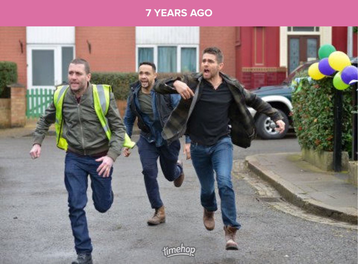 Holy shit, Linny, look! <a href="/leonlopez/">Leon Lopez</a>