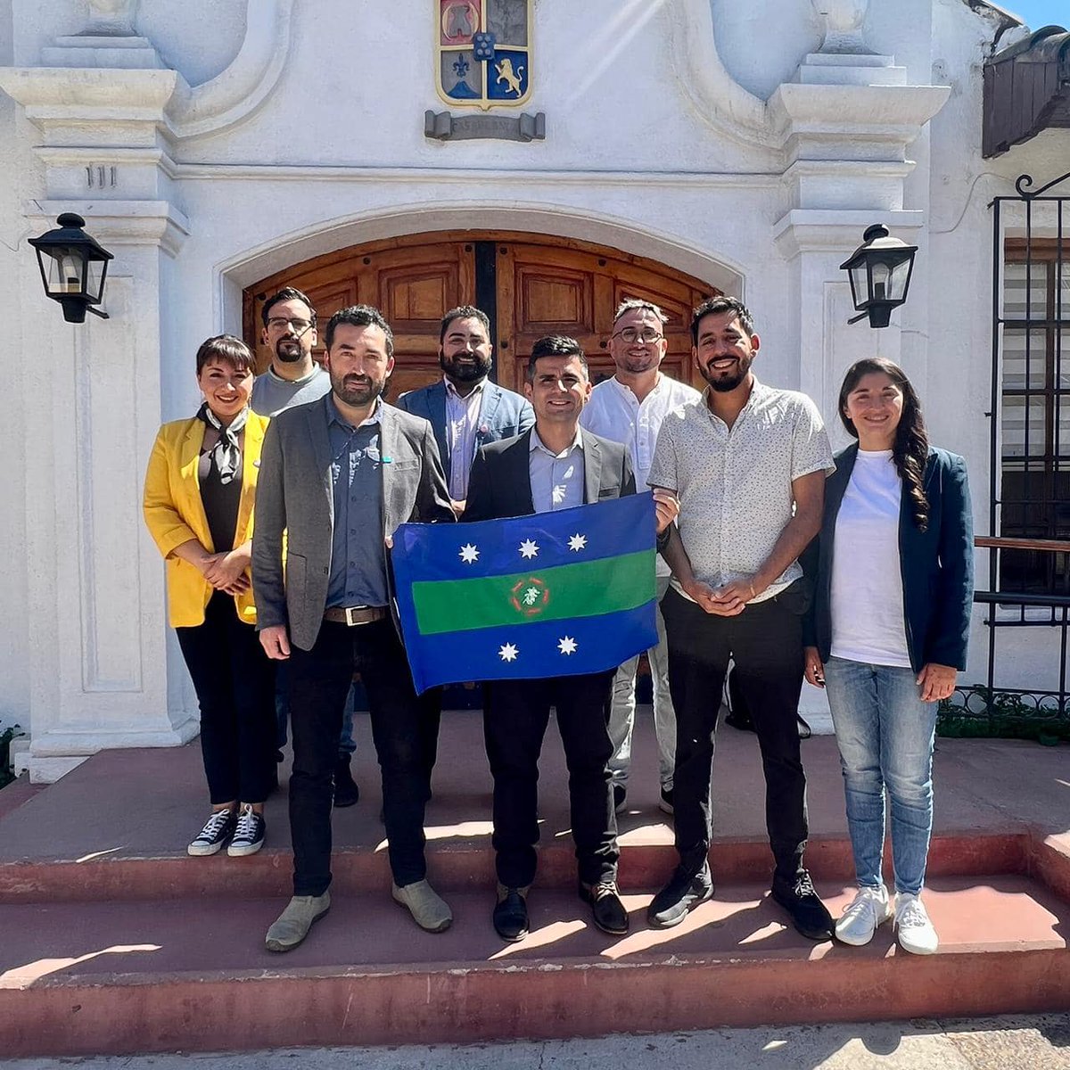 Municasablanca's tweet photo. 🔵Firmamos un convenio de colaboración con @municipiojf 😀🫱🏻‍🫲🏽⁣para generar estrategias de integración entre ambas municipalidades y sus comunidades, con el objetivo de potenciar políticas en materia de turismo, fomento productivo, equidad de género, entre otr@s.
@alcaldeRiquelme https://t.co/VVirIvQYW8