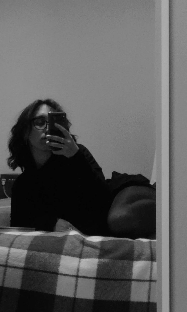 Un libro e 'na botta di autostima.