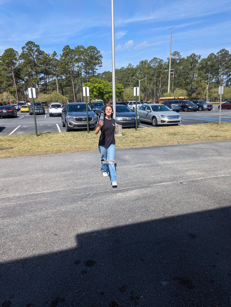 Jessica43356140's tweet photo. #cleanthecampus7 https://t.co/tKvIG9CuDj