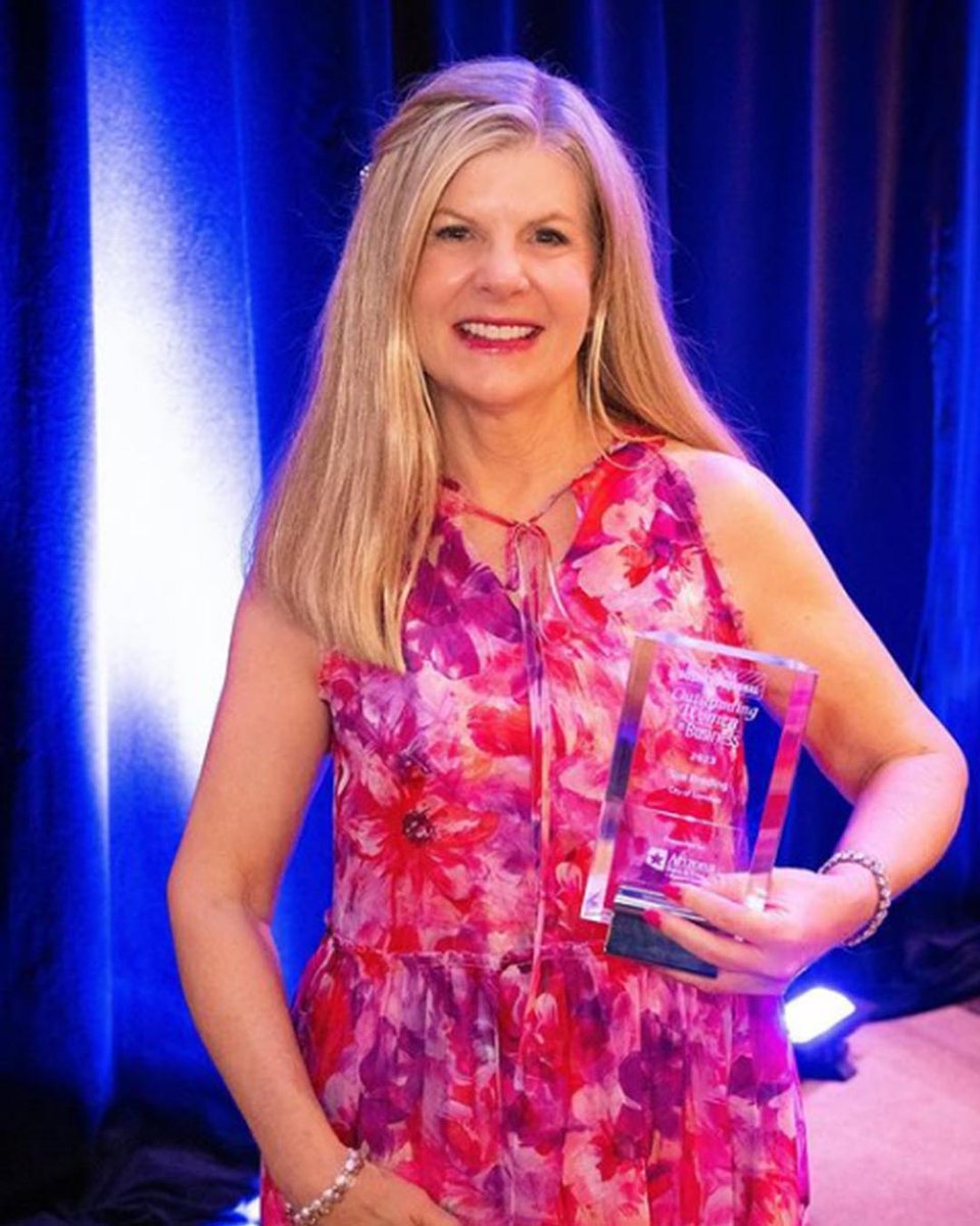 RockyMtnEmmy's tweet photo. CONGRATULATIONS to Rocky Mountain Emmy executive committee trustee @suebreding for being selected as an Outstanding Women in Business honoree by the Phoenix Business Journal! #womenshistorymonth #rockymtnemmy #phoenixbusinessjournal https://t.co/xRnZM8wBqW