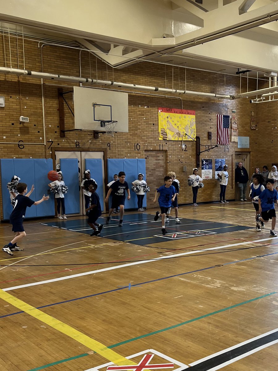 DominicArmano's tweet photo. #SteinwayShoutOut to Principal Geller and 166 for letting us play on their court today. What a nail-biter of a game. Congrats to PS 166! I'm so proud of all the students, we had a blast! #SteinwaySWAG #Team84 #Team166 #Team30 π΅π‘πποΈ https://t.co/TOEC3XDbJk