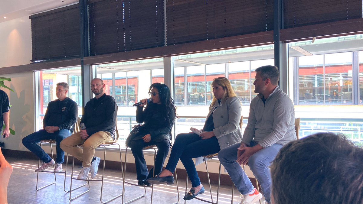 Expert panel of investors answering some hard-hitting 👊🏻 questions about funding strategies at the #StartupArena of #OuterEdge  🚀

@ExpertDojo @brincvc @GpVentures @razefinance @Gaia_Ventures