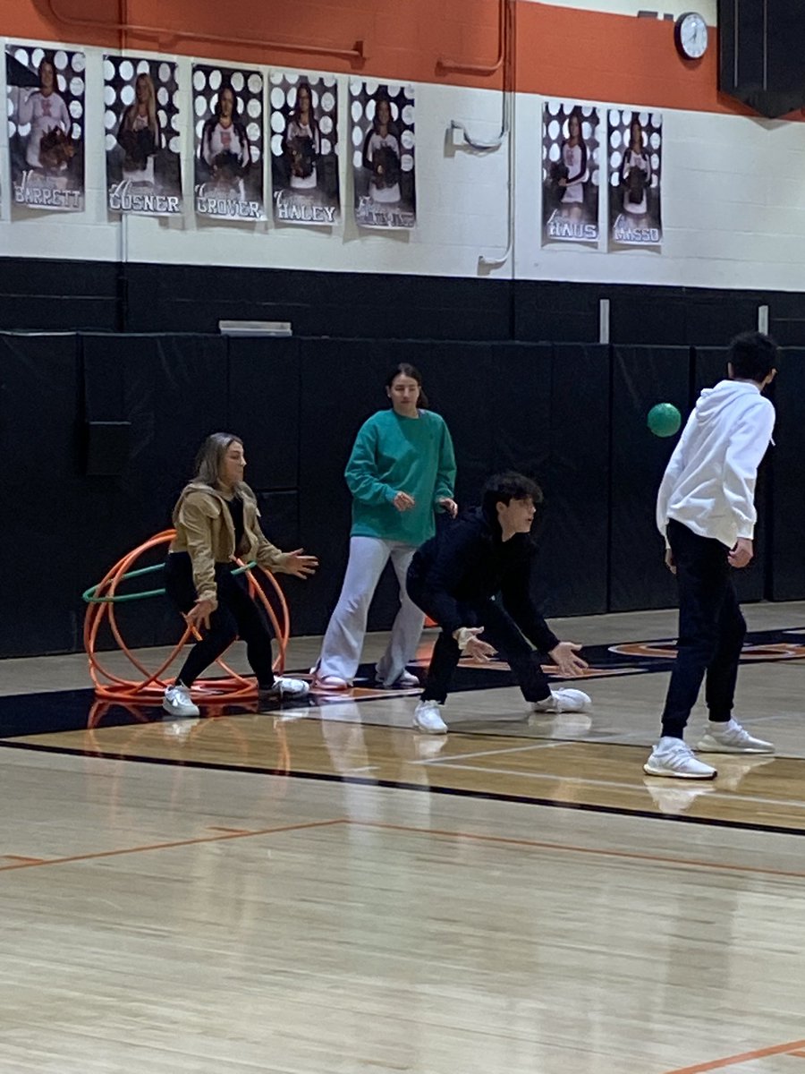 Elementary games unit is always a blast!! <a href="/hark04/">Tim Harkness</a> @tigers_ue <a href="/UECSDTigers/">UECSD Tigers</a>