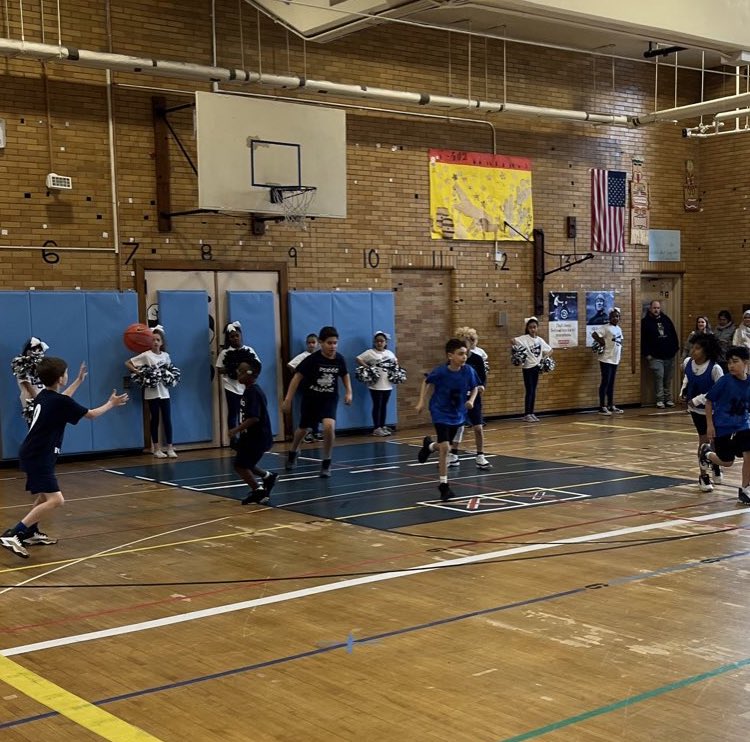 Principal_84Q's tweet photo. #SteinwayShoutOut to Principal Geller and @Ps166Q for letting us play on their court today. What a nail-biter of a game. Congrats to 166! I'm so proud of all the students, we had a blast! #SteinwaySWAG #Team84 #Team166 #Team30 π΅π‘πποΈ https://t.co/JPo9tnduWd