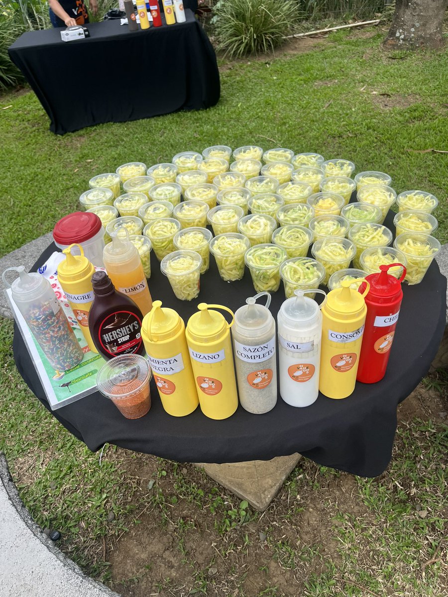 mangosvane's tweet photo. "¡Los mangos de MangosVane son imprescindibles para cualquier evento! Gracias a National Instruments por confiar en ellos para su último evento empresarial. Si necesitas mangos para tu próximo evento, contáctanos al 📲6413-8664 y únete a la familia #MangosVane. https://t.co/jL6gPpK9SI