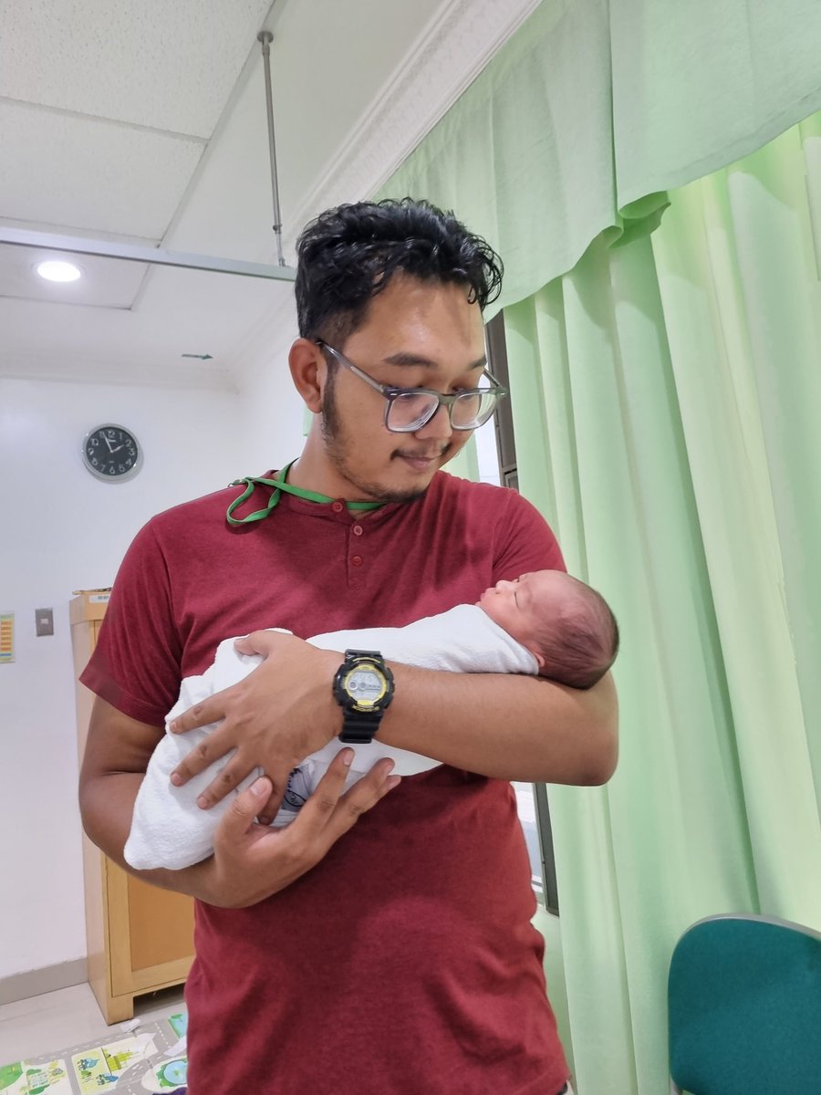 kurtadit's tweet photo. Hantamlah sombongnya dunia, buah hatiku. Do'a kami di nadimu. #AqmarRashafaAdisa #22032023 #2ndChild https://t.co/vyvSQJTixP