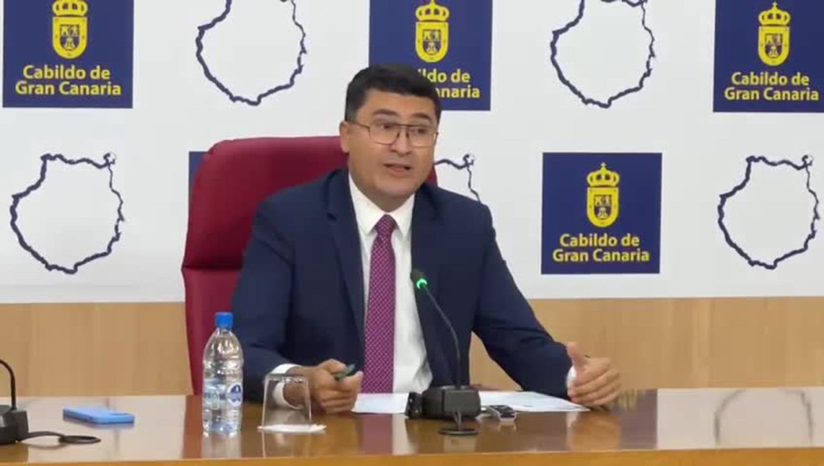 mapdelpino's tweet photo. Hemos aprobado el Convenio de Bonos de la #AUTGC para 2023, dotado inicialmente con 63,8 m€, para aplicar la gratuidad a los bonos de guagua Joven, Residente y Oro.
La bajada del precio de los bonos ha supuesto una ayuda directa al bolsillo de los grancanarios/as.
(1/2) https://t.co/fg0kOPKeLr