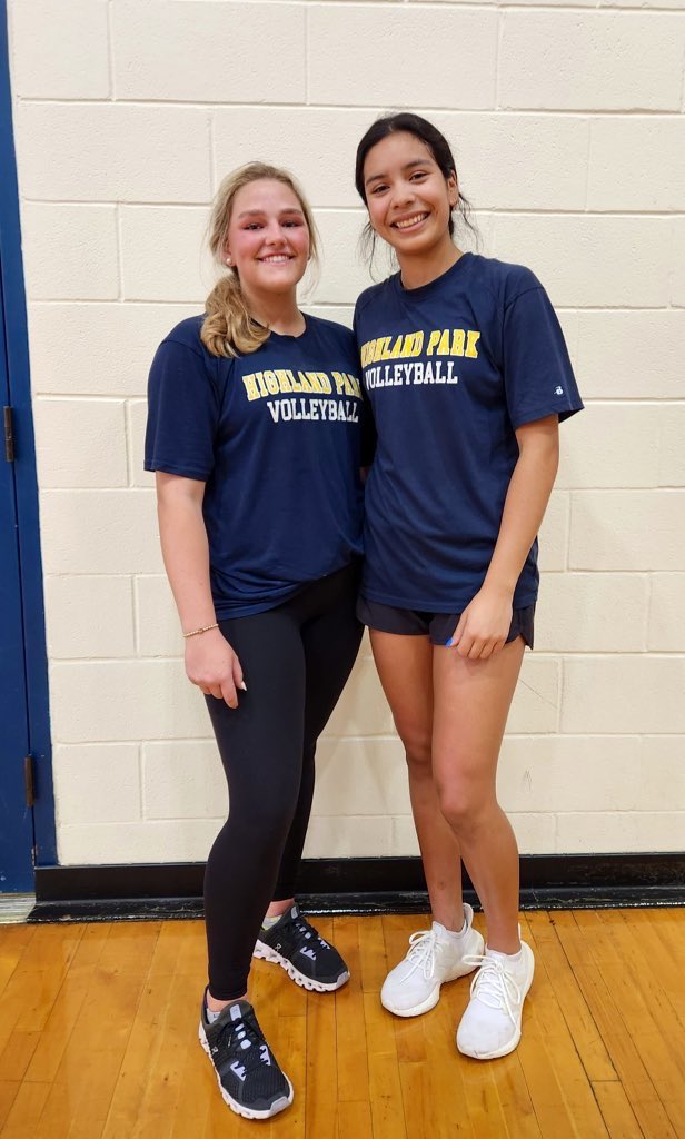 Feels good to be back with <a href="/hp_volleyball/">Highland Park VB</a>!

These girls picked up where we left off and then some 😤😤

Energy level ✅ 
Intensity ✅ 
FUN ✅ 

Congrats to Lilah &amp; Bella, this weeks ⭐️s!
#ScotPride
