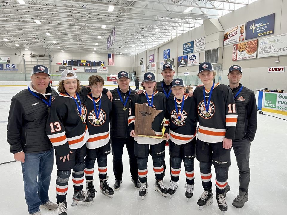 Under the helmet 
*The defensemen*

This crew is strong, smart, and so good at controlling the game.  So fun to watch them do what they do.

13 Easton Dozark
8 Jonny Ulness 
18 Gunnar Schock
12 Drew Kortan
11 Beck Thoreson