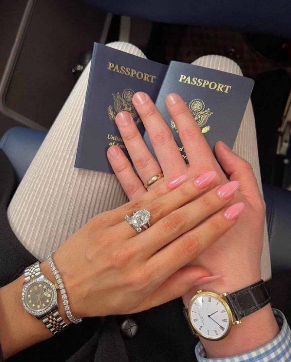 AidelZack's tweet image. Un jour je ferais des voyages avec l’amour de ma vie