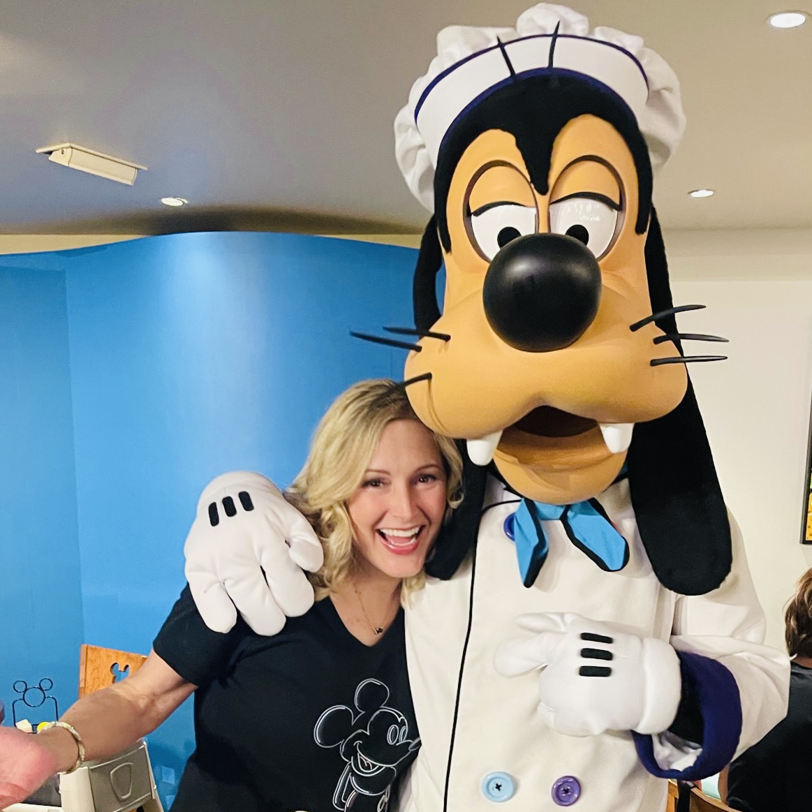 EliseBaughman's tweet image. It was National Goof Off Day yesterday! 

Life is to be celebrated! So be silly &amp;amp; have fun. You only have one life, so would you rather spend it stressed, or would you like to spend it being happy &amp;amp; silly? 😁

Choose goofy! (And Goofy!) 😜

#nationalgoofoffday #Goofy