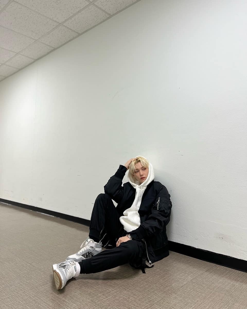 Hoy es el #𝚐ar𝕠u𝚖a白鳥𝚌oncǝ𝚛t, y estoy feliz de presenciar el #𝑠𝚠a𝚗ー𐚁̸𝑒𝚜cå𝑝ǝ desde la 🏡 astronautica. Aunque sea online se que será el mejor de todos. ¡Felicidades! 🫶🏻

=͟͟͞͞:🐣 𝗛𝚊𝚙𝚙𝚢 𝐕𝚒𝚛𝚞𝚜, #BAN