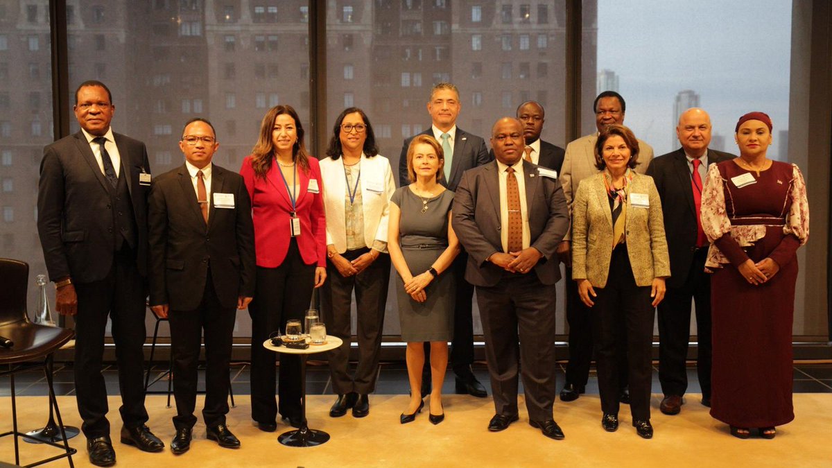 ✅AMBITION
     ✅ACTION
          ✅ACCOUNTABILITY 

Today we agreed to establish a regional WASH platform for coordinated action and financing in Eastern and Southern Africa.

#Time2WashUp #WaterAction #SDG6