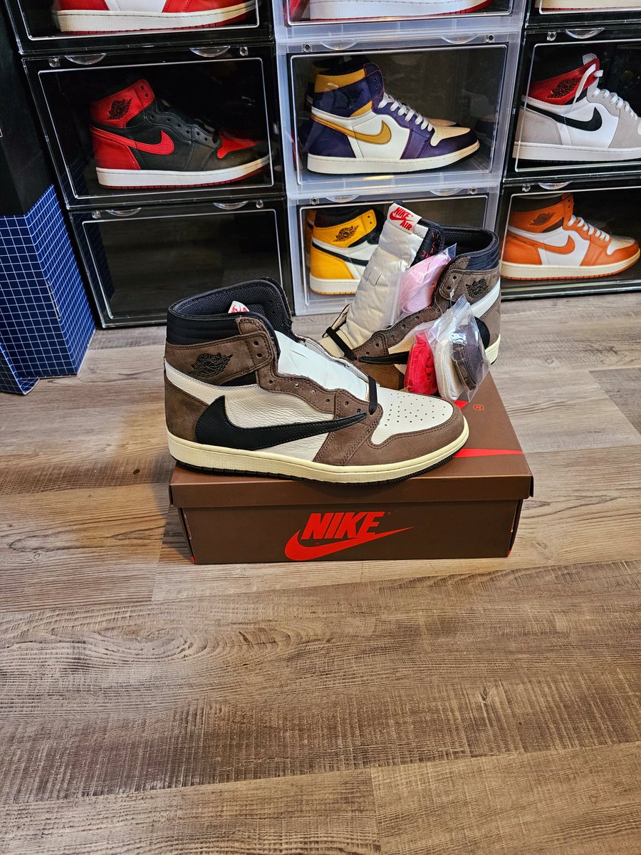 PhilSneakerhead's tweet photo. New pick up from @goatapp 🔥💯 Travis Jordan 1 high Mocha https://t.co/QSPSTo6ULT