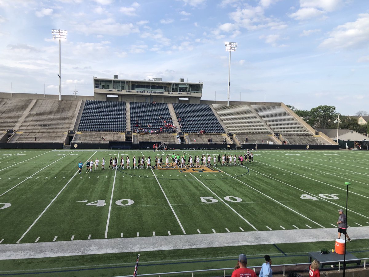 ToddYorkt's tweet photo. Last time I was in this stadium Matt Stafford torched me for half a hundred. Hope the Jags have better luck tonight!! https://t.co/yQutRUEg2a