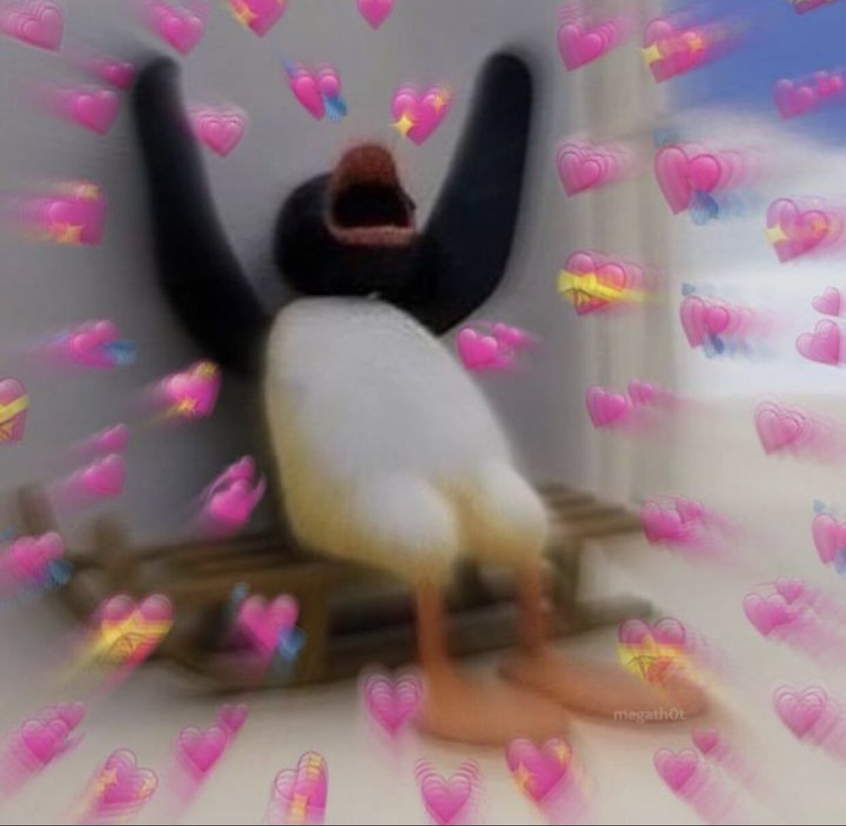 _saraaaa12's tweet photo. AAAAAH por fin! que emoción jajajajaja 

#LLDF12 https://t.co/6ehhokn7SB