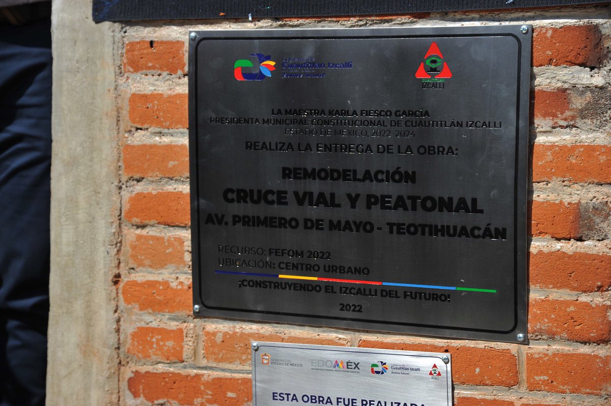 KarlaFiesco's tweet photo. Siguiendo nuestro recorrido de hoy, inauguramos el cruce peatonal de la avenida Primero de Mayo - Teotihuacán, esto como parte de los trabajos de nuestro programa #Re_CreandoCalles en coordinación con la la iniciativa #ReactivaMx de @BikeNcity con el apoyo de @UKinMexico. https://t.co/PBAbrwnaOU