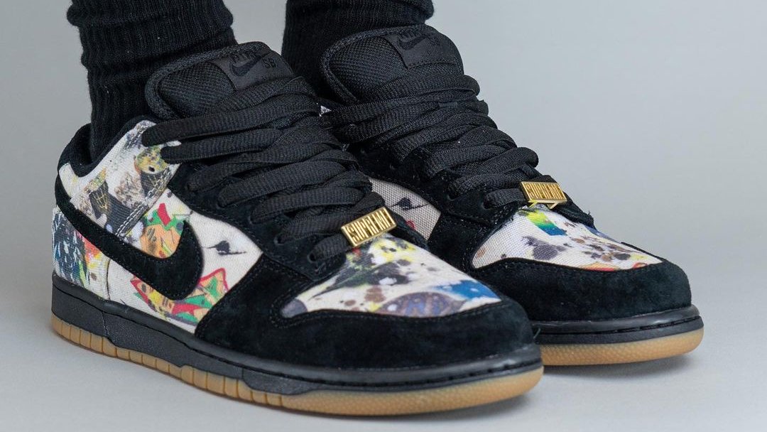 📸 Supreme x Nike em breve! Com o SB Dunk Low "Rammellzee". Curtiu?