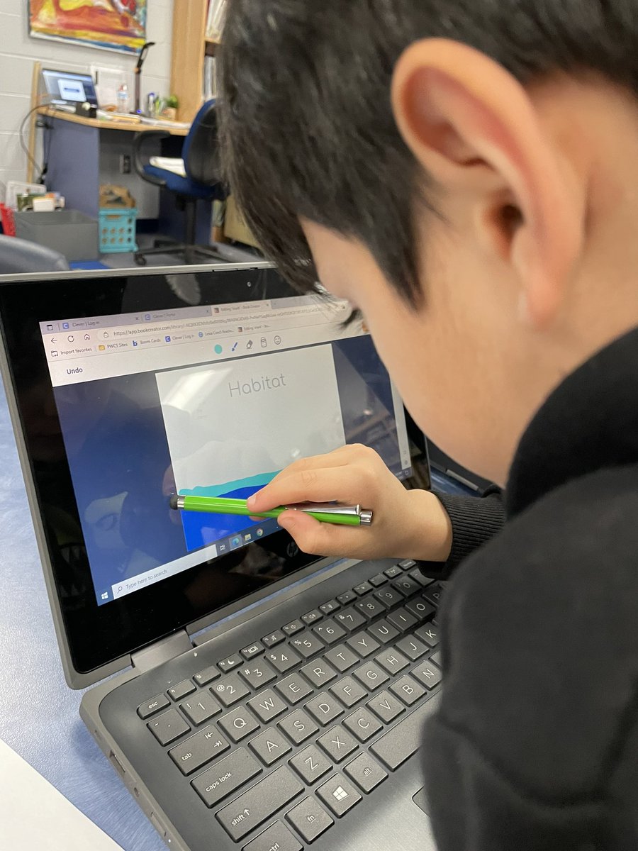 thefrogpond102's tweet photo. Check out these shark books @MsUm_in1st is creating with @MontysLibrary! Their details in writing and illustrations is terrific! #LoveCollaborating @montclair_elem https://t.co/Hi8Sq5Fxhe