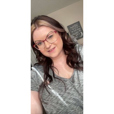 Jade Berry 🍒 on Twitter: "Doesn’t she look beautiful!!!🥺"